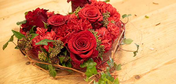 centro de mesa romantico de rosas. Curso online de San Valentín
